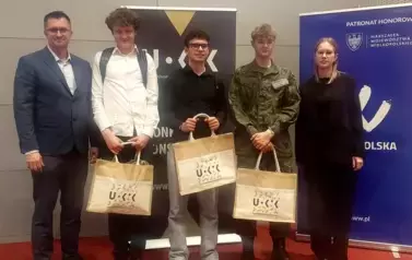 FINALIŚCI XIX OLIMPIADY WIEDZY KONSUMENCKIEJ 7