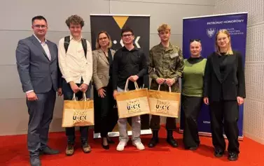 FINALIŚCI XIX OLIMPIADY WIEDZY KONSUMENCKIEJ 9