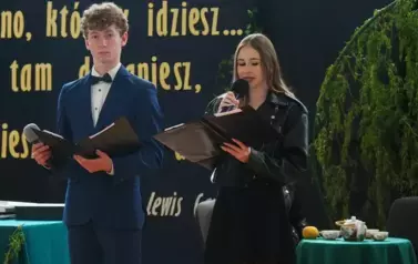 POŻEGNANIE ABSOLWENT&Oacute;W 2025 77