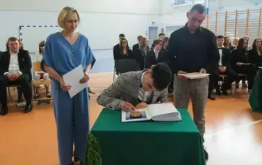 POŻEGNANIE ABSOLWENT&Oacute;W 2025 135