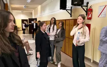 MATURA 2025 - JĘZYK ANGIELSKI POZIOM ROZSZERZONY 2