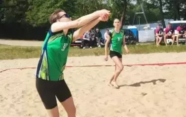 MISTRZOSTWA POWIATU W SIATK&Oacute;WCE PLAŻOWEJ - LICEALIADA - AWANS DZIEWCZĄT DO REJON&Oacute;W! 4