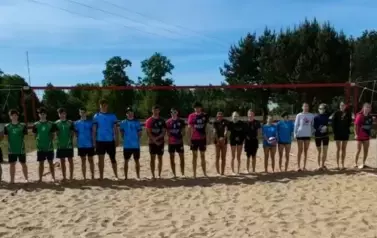MISTRZOSTWA POWIATU W SIATK&Oacute;WCE PLAŻOWEJ - LICEALIADA - AWANS DZIEWCZĄT DO REJON&Oacute;W! 7