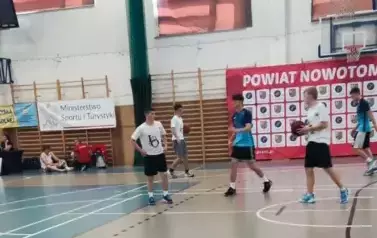 FINAŁ MISTRZOSTW WOJEW&Oacute;DZTWA W KOSZYK&Oacute;WCE 3x3 &nbsp; 4
