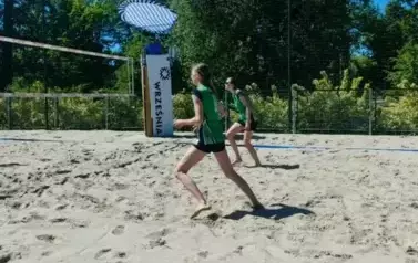 BRĄZ NA MISTRZOSTWACH WOJEW&Oacute;DZTWA W PIŁCE SIATKOWEJ PLAŻOWEJ 13