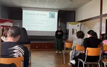 NASI ABSOLWENCI MAJĄ GŁOS - SPOTKANIE Z DR EWĄ WOJTYNKIEWICZ 3