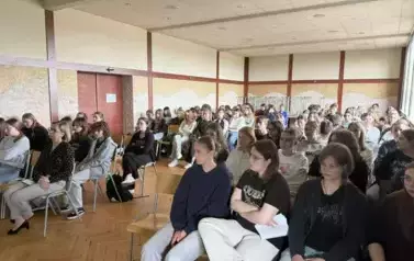 NASI ABSOLWENCI MAJĄ GŁOS - SPOTKANIE Z DR EWĄ WOJTYNKIEWICZ 4