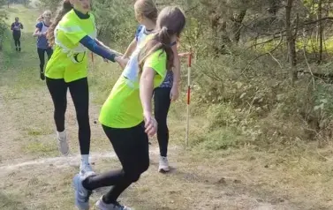MISTRZOSTWA POWIATU W SZTAFETOWYCH BIEGACH PRZEŁAJOWYCH 2025 6