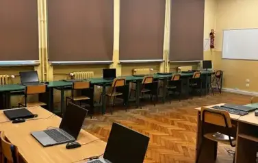 REMONT PRACOWNI INFORMATYCZNEJ 4