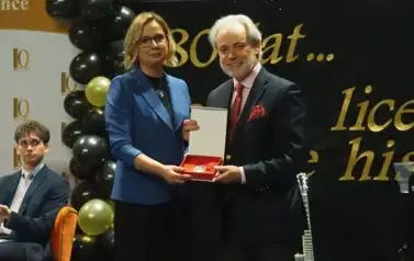 JUBILEUSZ 80-LECIA SZKOŁY ORAZ VII ZJAZD ABSOLWENT&Oacute;W 37