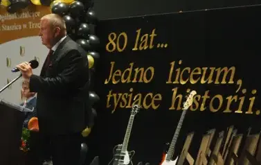 JUBILEUSZ 80-LECIA SZKOŁY ORAZ VII ZJAZD ABSOLWENT&Oacute;W 40