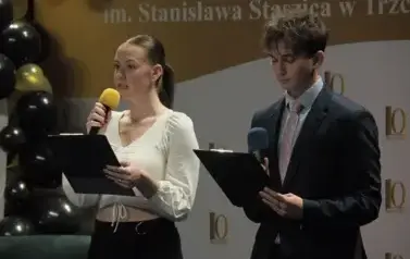 JUBILEUSZ 80-LECIA SZKOŁY ORAZ VII ZJAZD ABSOLWENT&Oacute;W 82