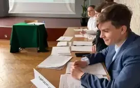 IV SZKOLNA DEBATA OXFORDZKA 10