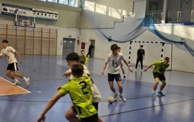 MISTRZOSTWA POWIATU W HALOWEJ PIŁCE NOŻNEJ 8