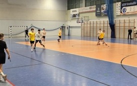 MISTRZOSTWA POWIATU W HALOWEJ PIŁCE NOŻNEJ 10