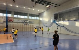 MISTRZOSTWA POWIATU W HALOWEJ PIŁCE NOŻNEJ 12