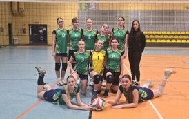 ROZGRYWKI POWIATOWE W PIŁCE SIATKOWEJ 10