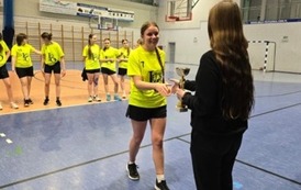 MISTRZOSTWA POWIATU W PIŁCE KOSZYKOWEJ DZIEWCZĄT 1