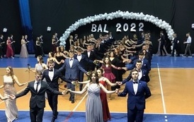 BAL PRZEDMATURALNY 37