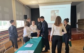 DNI HUMANISTYKI - V SZKOLNA DEBATA OKSFORDZKA 2