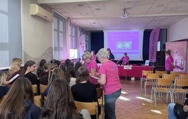 R&Oacute;ŻOWY PAŹDZIERNIK 7