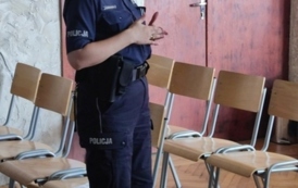 SPOTKANIE Z POLICJANTKĄ W RAMACH DORADZTWA ZAWODOWEGO 1