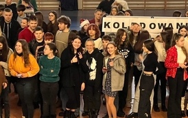 WIELKIE ŚWIĄTECZNE ŚPIEWANIE 40