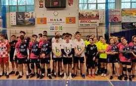 POWIATOWE MISTRZOSTWA W PIŁCE SIATKOWEJ 53