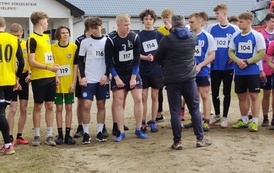 MISTRZOSTWA POWIATU W BIEGACH PRZEŁAJOWYCH 5