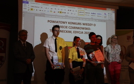 SUKCES NA POWIATOWYM KONKURSIE WIEDZY O POWIECIE  10