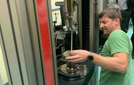 LABORATORIA Z WYTRZYMAŁOŚCI MATERIAŁ&Oacute;W 31