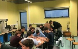 LABORATORIA Z WYTRZYMAŁOŚCI MATERIAŁ&Oacute;W 51