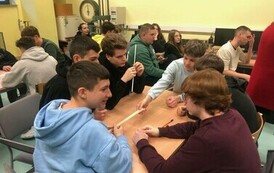 LABORATORIA Z WYTRZYMAŁOŚCI MATERIAŁ&Oacute;W 77