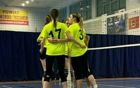 I M. W MISTRZOSTWACH &nbsp;POWIATU&nbsp;W&nbsp;SIATK&Oacute;WCE DZIEWCZĄT 14