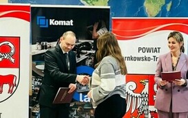 I M. W POWIATOWYM KONKURSIE JĘZYKA ANGIELSKIEGO 1