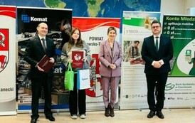 I M. W POWIATOWYM KONKURSIE JĘZYKA ANGIELSKIEGO 4