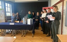 SUKCES NASZYCH MATEMATYK&Oacute;W  10