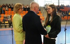 POŻEGNANIE ABSOLWENT&Oacute;W 2024 100