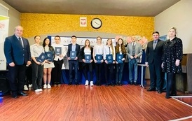 STYPENDYŚCI 2021 12