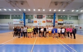 MISTRZOSTWA POWIATU W BADMINTONIE 1