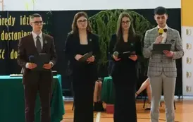 POŻEGNANIE ABSOLWENT&Oacute;W 2025 33