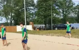 MISTRZOSTWA POWIATU W SIATK&Oacute;WCE PLAŻOWEJ - LICEALIADA - AWANS DZIEWCZĄT DO REJON&Oacute;W! 1