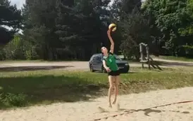 MISTRZOSTWA POWIATU W SIATK&Oacute;WCE PLAŻOWEJ - LICEALIADA - AWANS DZIEWCZĄT DO REJON&Oacute;W! 9