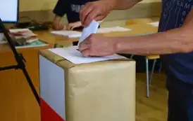 SZKOLNE PRAWYBORY PREZYDENCKIE 33