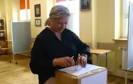 SZKOLNE PRAWYBORY PREZYDENCKIE 46