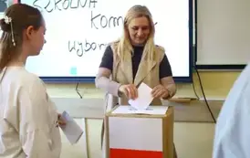 SZKOLNE PRAWYBORY PREZYDENCKIE 52