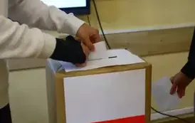 SZKOLNE PRAWYBORY PREZYDENCKIE 53