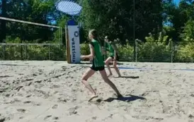 BRĄZ NA MISTRZOSTWACH WOJEW&Oacute;DZTWA W PIŁCE SIATKOWEJ PLAŻOWEJ 13