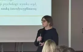 NASI ABSOLWENCI MAJĄ GŁOS - SPOTKANIE Z DR EWĄ WOJTYNKIEWICZ 5